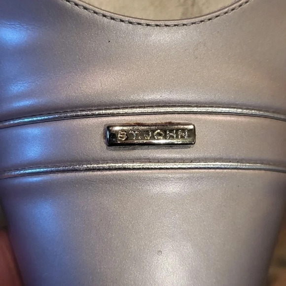 St. John Silver Pumps Heels Made in Italy - Picture 7 of 16
